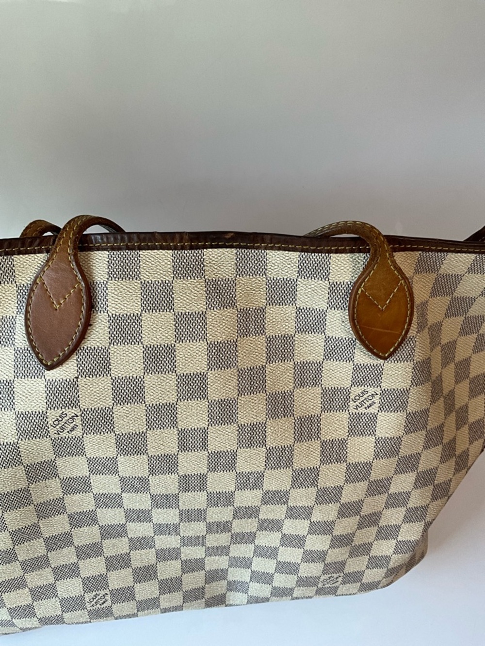 Louis Vuitton Damier Azur Neverfull GM - Picture 8 of 16